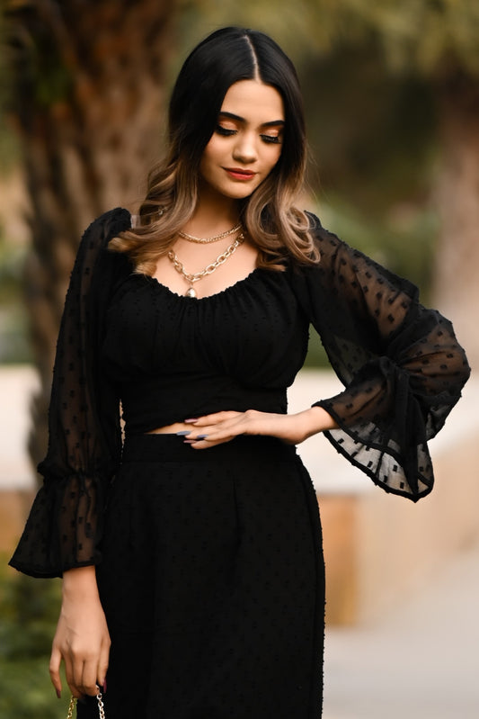 BLACK CURRENT KNOTTED TOP